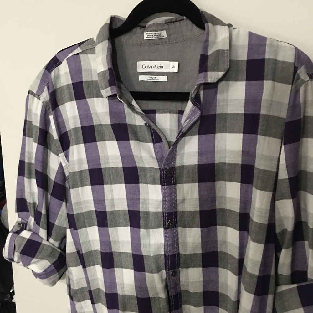 Calvin Klein button long sleeve purple plaid EUC